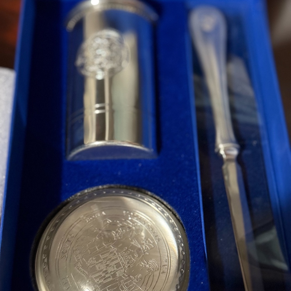 Unique Silver Desk Set in Presentation Box w Maryland State Logo - Gr8 Gift!